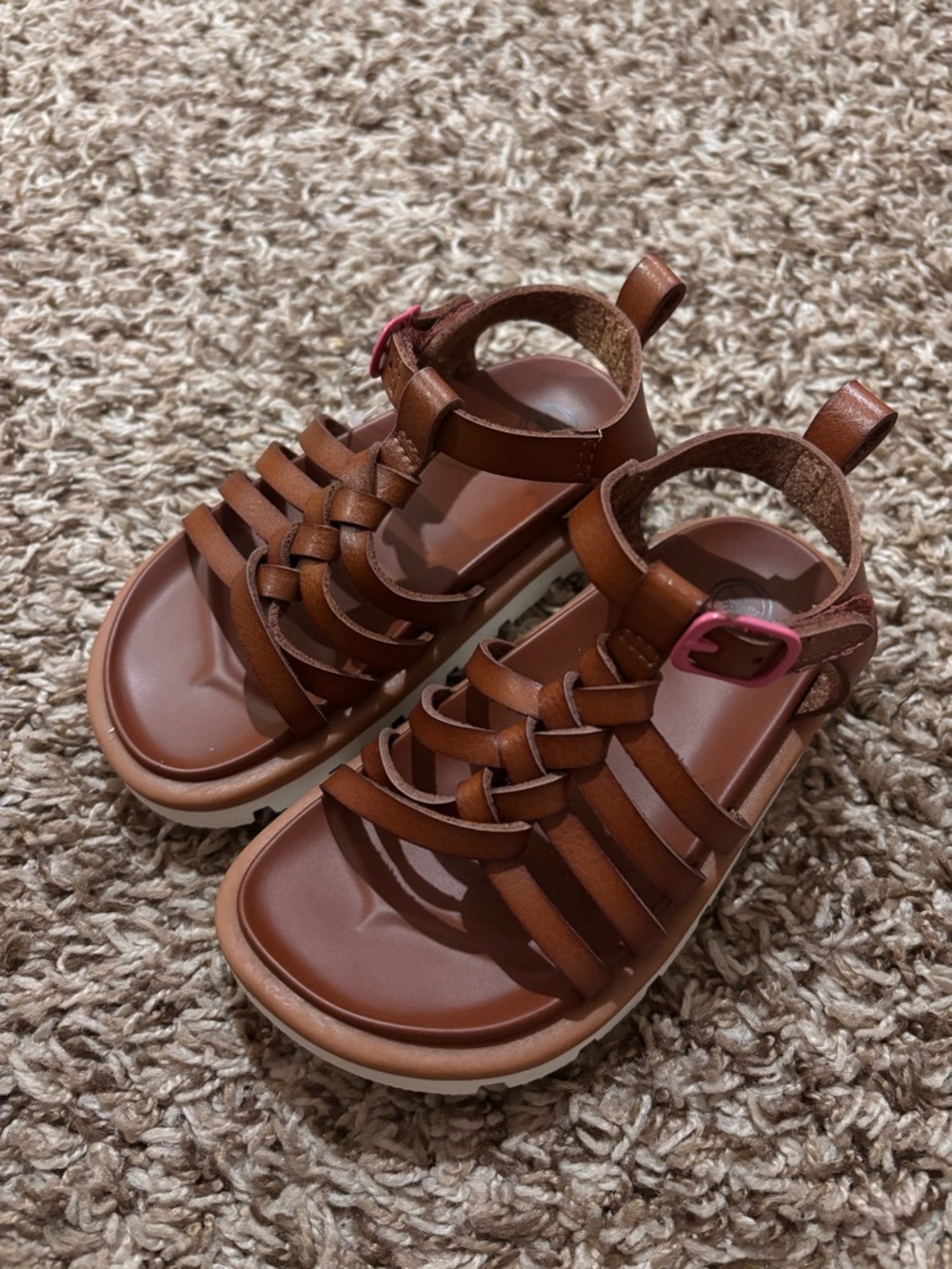 Wonder Nation Brown Kids Strappy Sandals with Pink Buckle